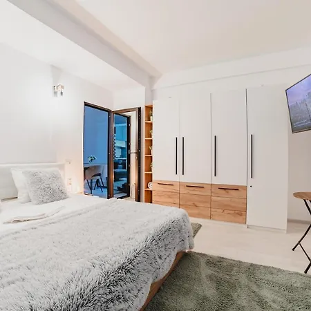 Prestige Luxury Apartment